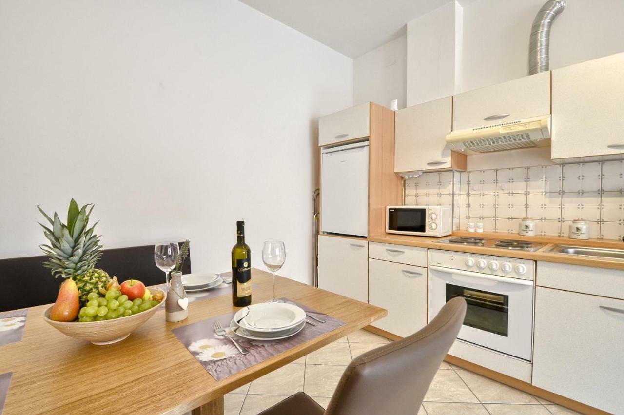 Apartments Picco Pula Zewnętrze zdjęcie
